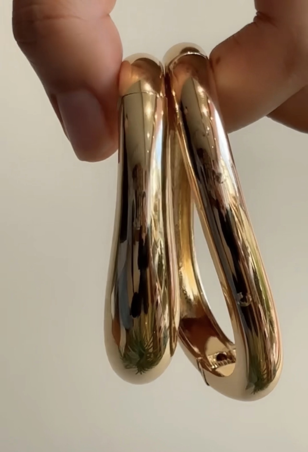 Chuky Irregular Shape Bangle